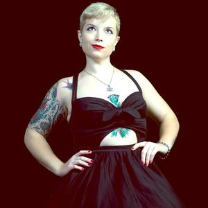 Black Reneé in black Keyhole Pinup Couture dress